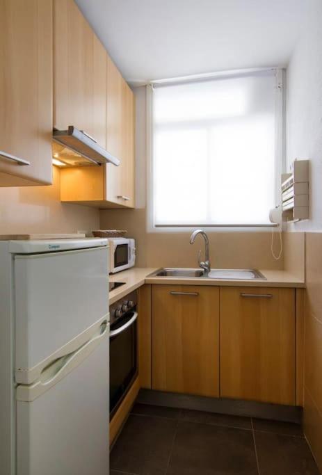 Cute Tiny Flat Near The And Center Apartament